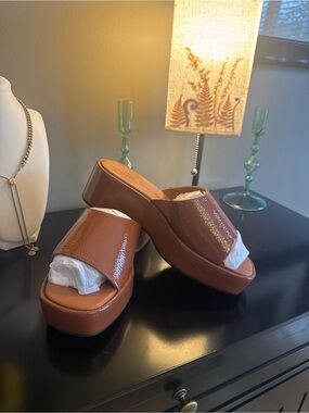 Lisa Says Gah Platform Slide Sandals Brown Size 7 Chunky Minimal 2” Heel